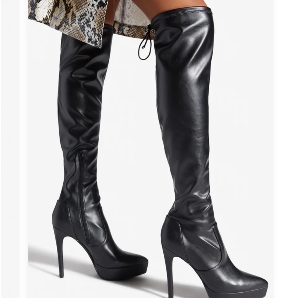Show dazzle  high knees boot new